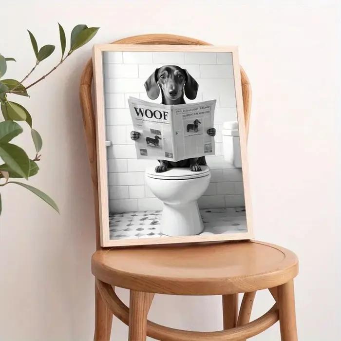Saucissonnette en peluche lisant le journal woof sur les toilettes cadeau amusant pour les passionnés de chiens choix parfait pour la décoration de salle de bains cadeau créatif occaions spéciales