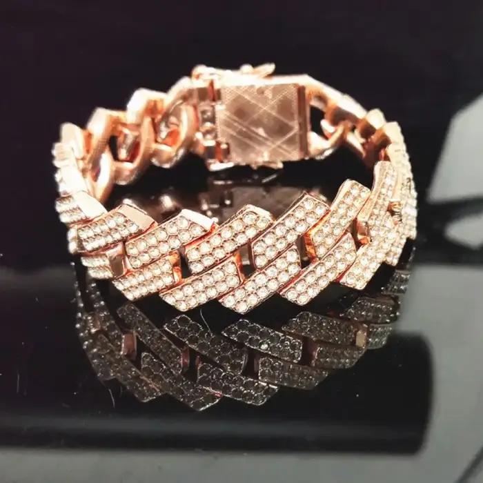Harnais de chaîne de collier de chien en métal de luxe avec diamant