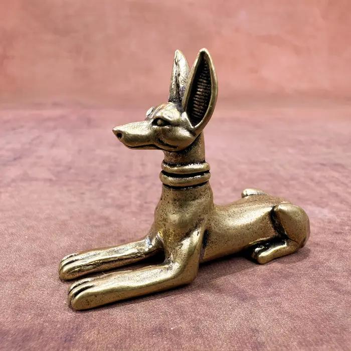 1/2 pièces d'ornements classiques en laiton en forme d'animal, représentant un chien couché aux orei