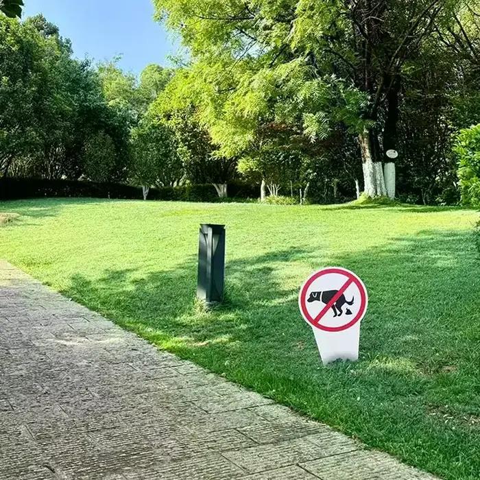 Panneau en plastique « Pas de crottes de chien » – Avertissement de propreté pour jardin