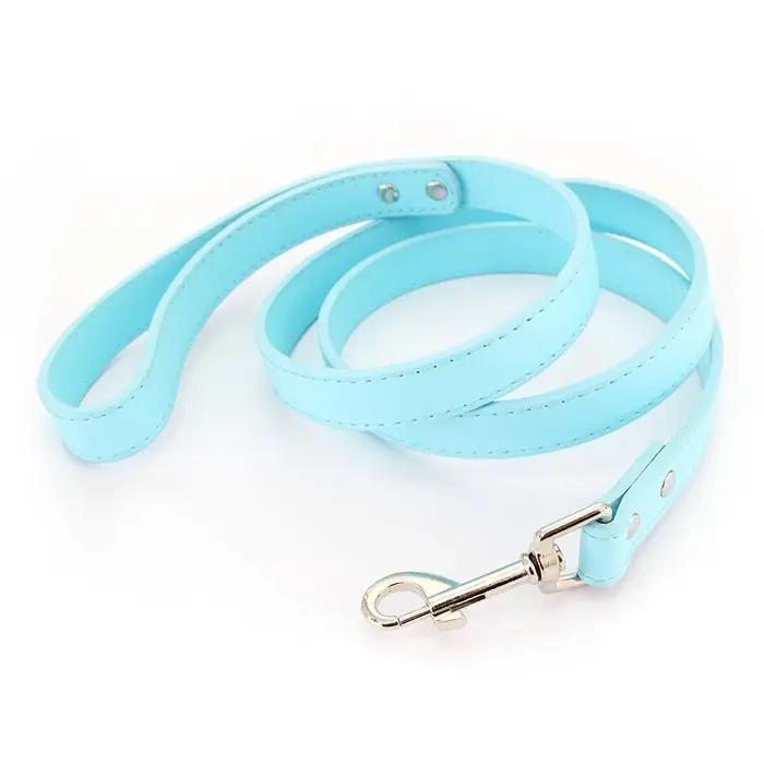 Laisse pour chien en cuir de couleur unie