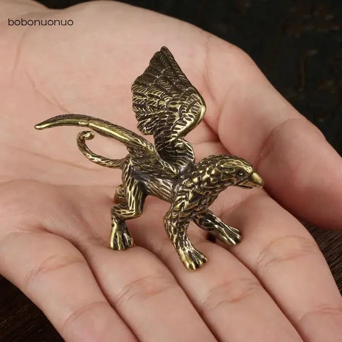 Figurine L'inventaire en cuivre massif griffon féroce conception animale mignonne animal de compagnie thé décoration table cadeaux artisanaux occasions spéciales