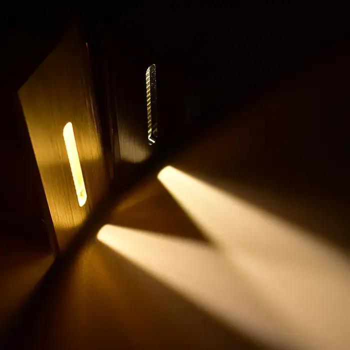 Applique Murale en Aluminium avec Capteur PIR, Luminaire Intégré avec Boîte d'Installation, Veilleus