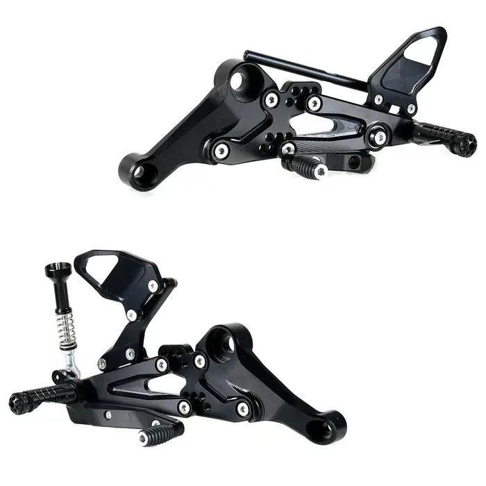 Repose-pieds arrière réglable CNC pour moto