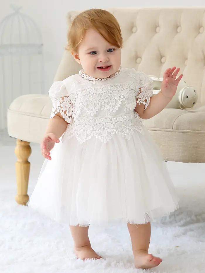 Robe de baptême pour bébé fille