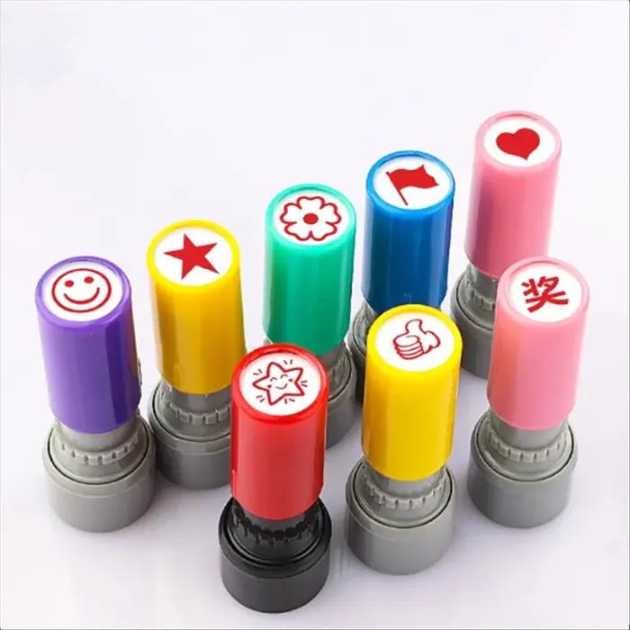 Timbres auto-encreurs personnalisés pour enfants de dessin animé, tampons photosensibles en caoutchouc pour arts, crafts et projets scolaires