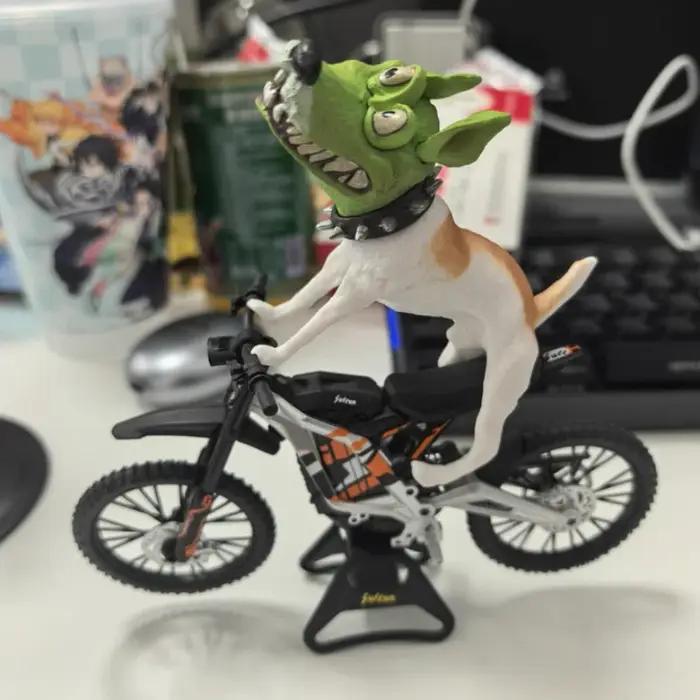 Figurine d'action amusante de la série The Mask Dog
