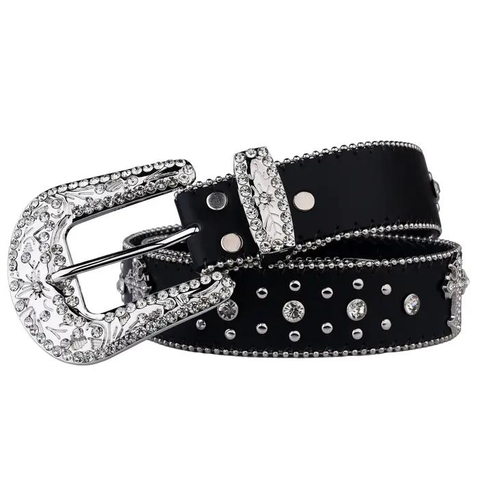 Ceinture à rivets croisés noirs