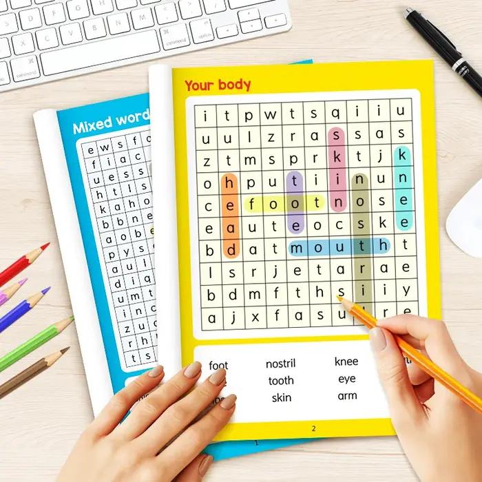 Livre de jeu d'orthographe pour enfants