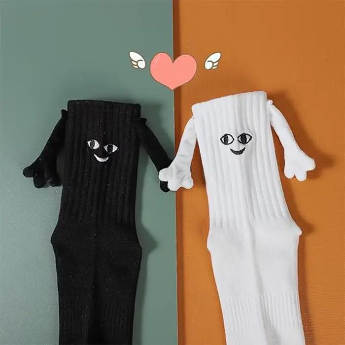 Chaussettes humoristiques adultes aimantées main dans la main - Chaussettes couple cartoon cadeau fête saisons