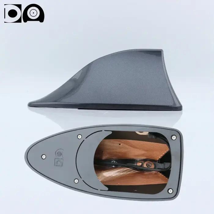 Antenne voiture aileron requin pour Skoda Rapid Octavia A5 A7 amélioration signal radio FM/AM peinture piano