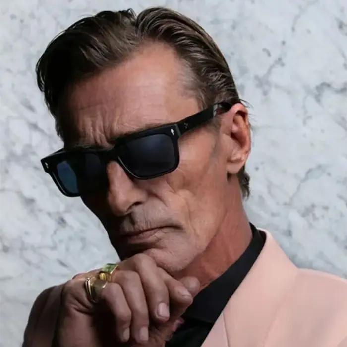 Lunettes de randonnée carrées rivetées anti-lumière homme - Style punk rétro rectangle UV400 qualité