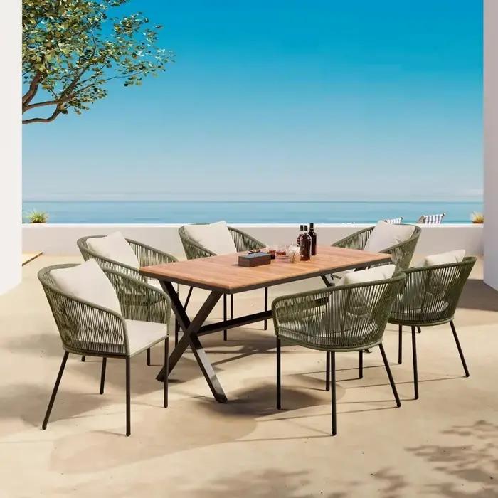 Un ensemble de meubles d'extérieur de 7 pièces avec table à manger et chaises, plateau en bois d'aca