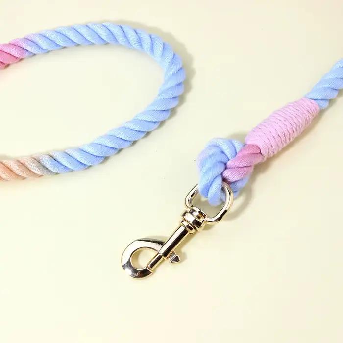 Laisse pour animaux de compagnie en corde de coton tressée à la main, couleur macaron, pour promenades en extérieur, pour petits chiens, chiots et chats, douce et durable