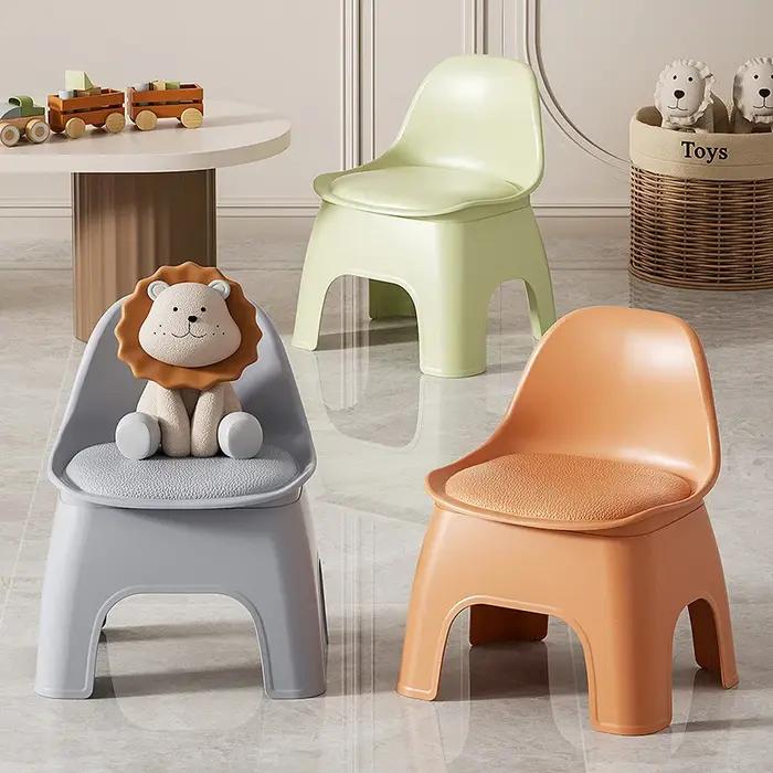 Tabouret circulaire en plastique, chaise de ménage, petit tabouret, chaise à dossier, canapé, Table