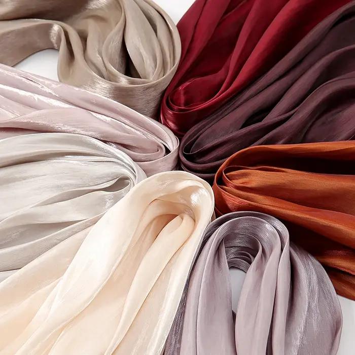 Nouveau Premium Shimmer soie Hijab écharpe femmes luxe Medine soie voile musulman femmes Hijab brill