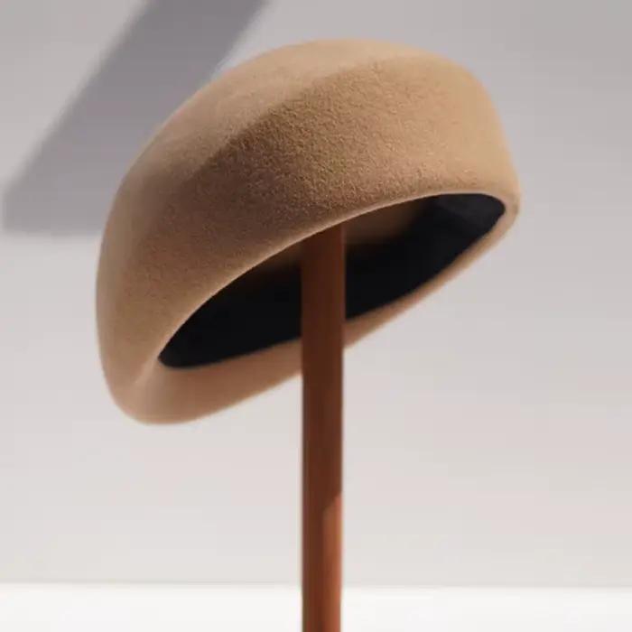 Béret en feutre de laine de style français pour femmes