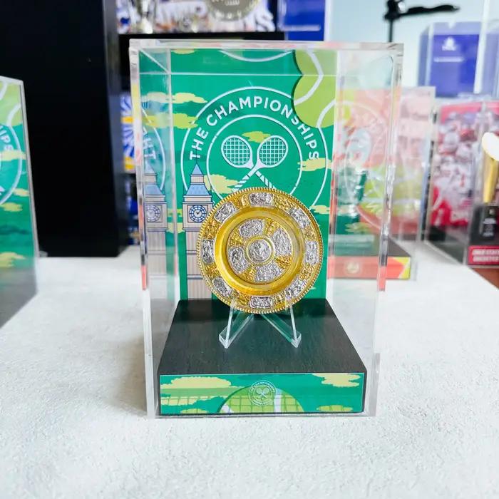 Vitrine de trophée des champions de tennis pour hommes de Wimbledon Angleterre
