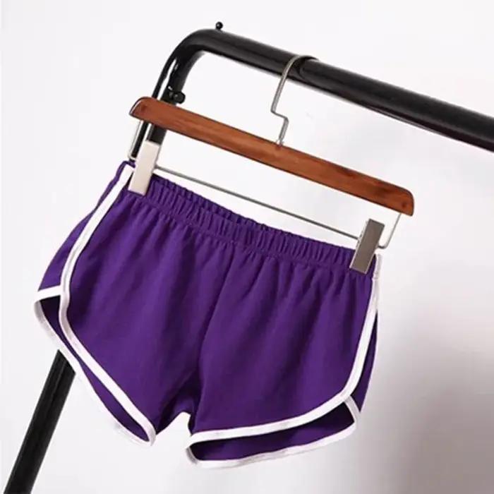 Shorts de sport pour femmes en coton polyester couleur bonbon anti-vide et ajustement confortable pour activités sportives et plage