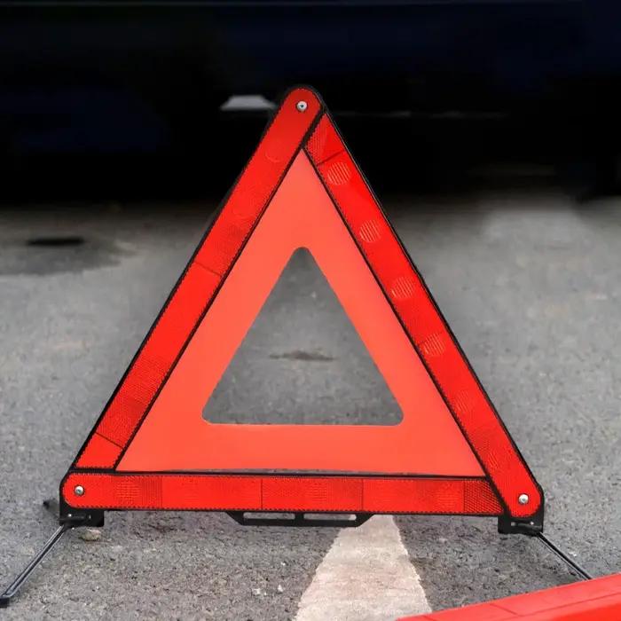 Trépied réfléchissant triangulaire pour voiture