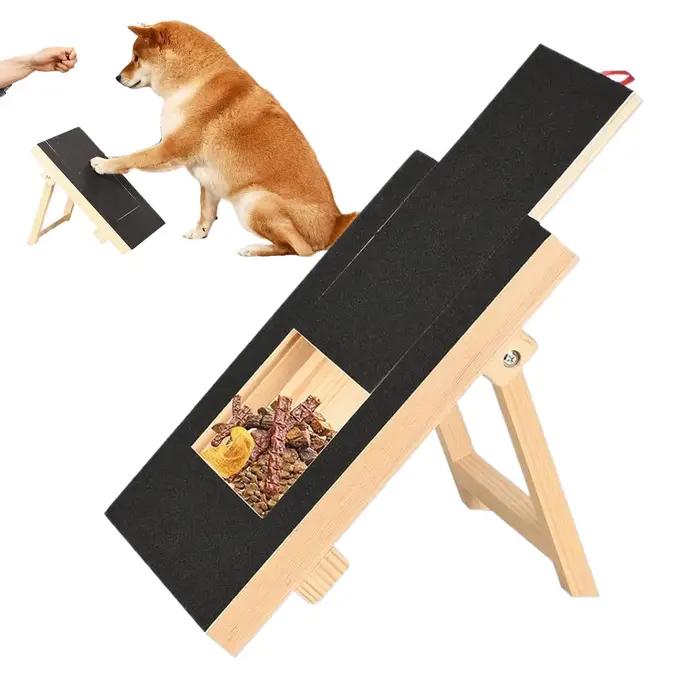 Planche à gratter les ongles pour chien avec boîte à friandises intégrée en cuivre pour chiots et chiens grands occasions de soins des ongles