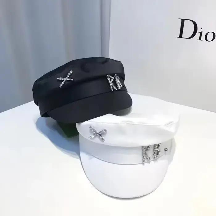2025 RB béret femmes Version mode strass à bord court bec de canard chapeau printemps nouvelle soie