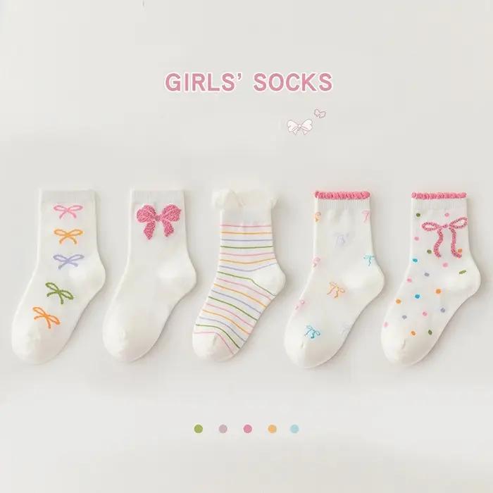 Chaussettes mi-mollet papillon en coton peigné pour filles 3-12 ans ajustement parfait pour toutes les saisons occassions spéciales et quotidiennes