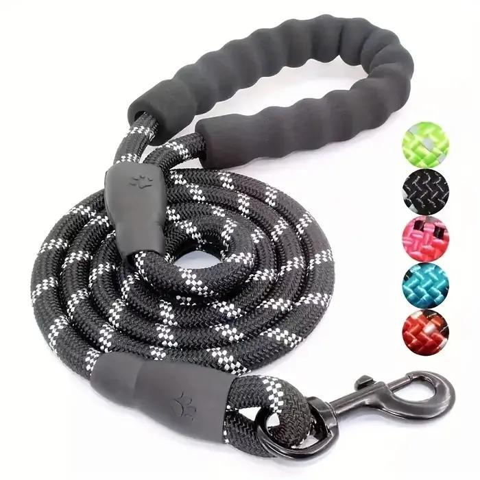 Laisse réfléchissante pour chien avec poignée rembourrée confortable double corde de traction robuste pour promenades nocturnes sécurité visibilité toutes saisons