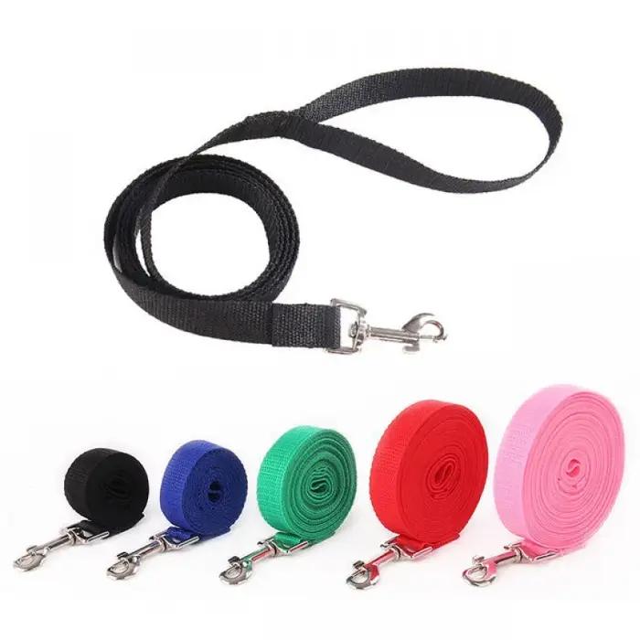 Laisse en nylon personnalisable pour chiens de toutes tailles et saisons avec crochets métalliques rotatifs pour promenades quotidiennes et randonnées