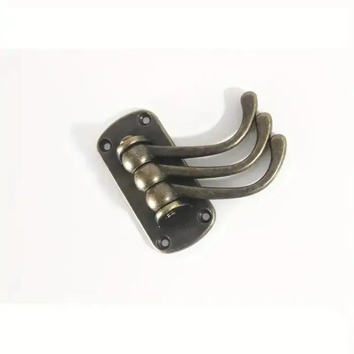 Porte-manteau en bronze, décoration d'intérieur, optimisation de l'espace, finition élégante, design