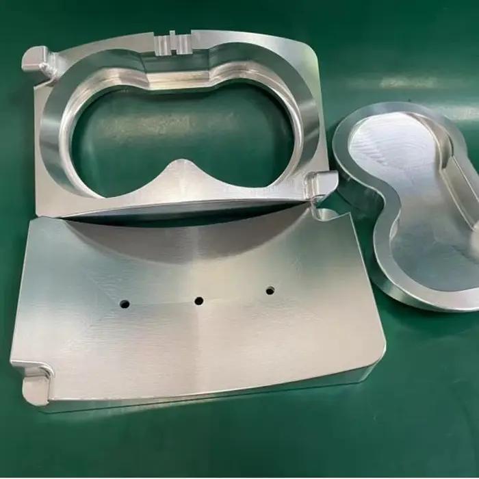 Pièce usinée CNC sur mesure haute précision pour projets aéronautiques et équipements médicaux matériaux aluminium acier inoxydable et plastiques techniques