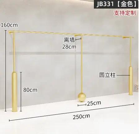 Etagere murale suspendue pour vêtements boutique moderne design intérieur présentoir de mode occasions spéciales femmes