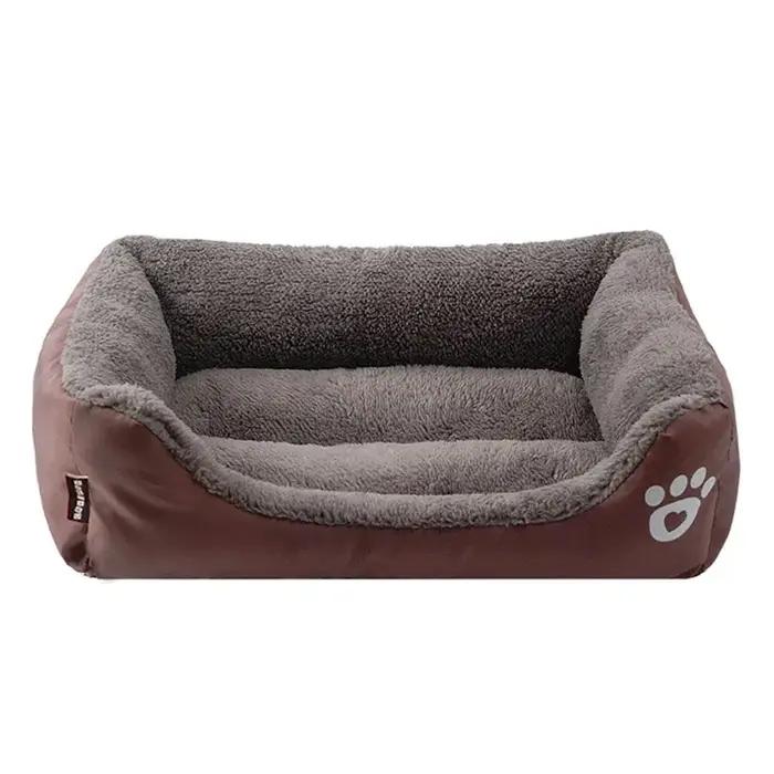 Lit chaud pour animaux de compagnie de couleur bonbon