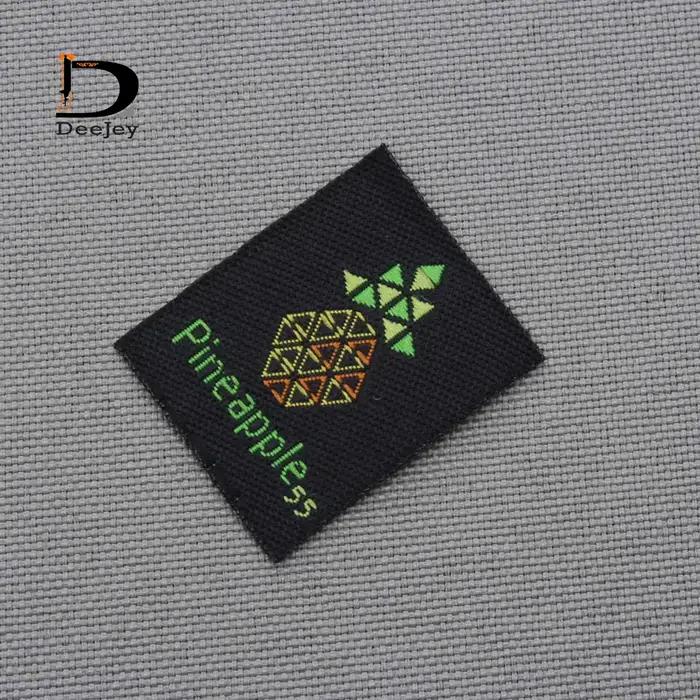 Étiquettes de vêtements de marque personnalisée brodées en coton polyester pour chaussures vêtements sacs avec logo privé lavable écologique pour occasions spéciales