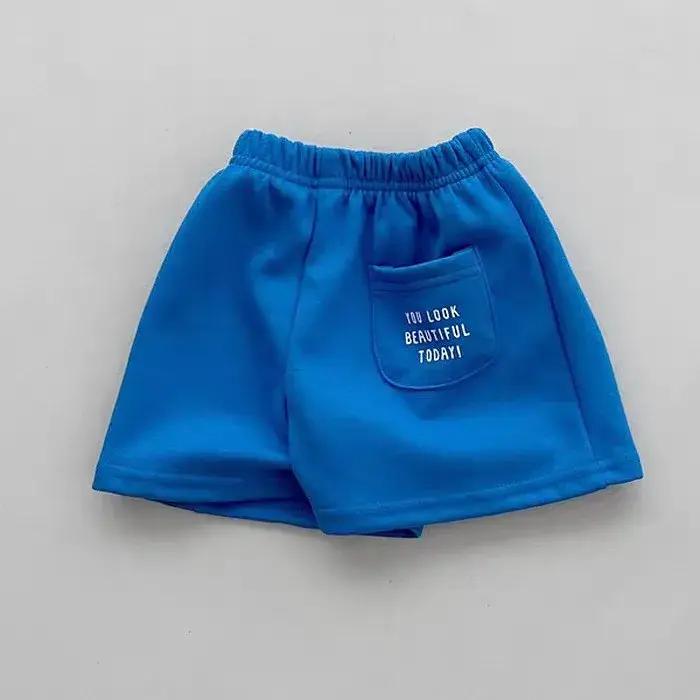 K2694 Short sportif fin d'été unisexe pour enfants