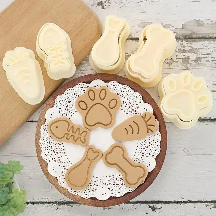 Moule à biscuits jetables en plastique PLA pour animaux de compagnie styles cartoon et fondant outils de pâtisserie pour collations faites maison et cadeaux créatifs