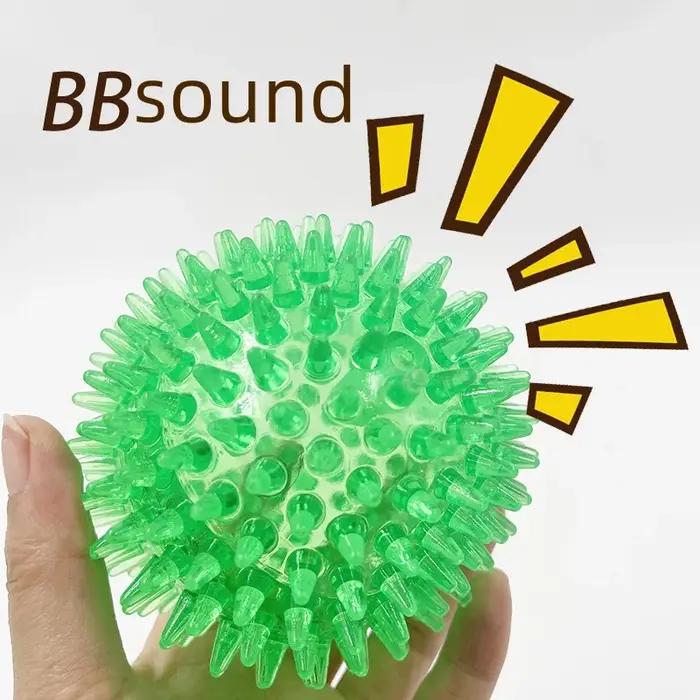Balle sonore TPR à picots pour animaux de compagnie