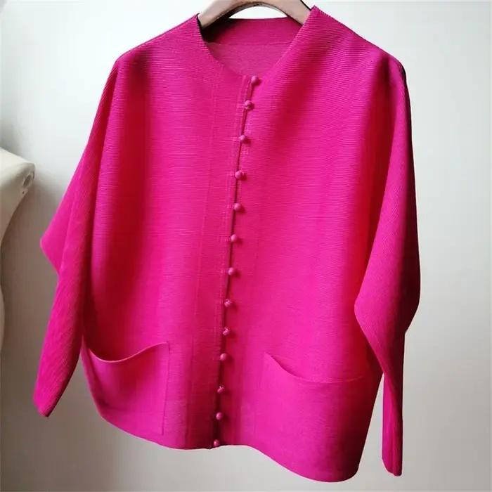 T-shirt femme ample et plissé, col rond, design de poche boutonnée, couleur élégante pour toutes les occasions