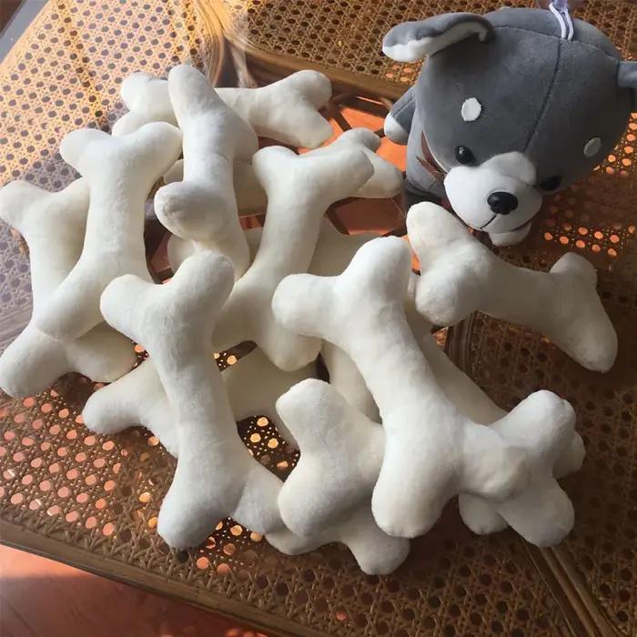 Jouet en peluche en polaire douillet pour chiens de différentes tailles pour le sommeil et le jeu occassions spéciales chiens
