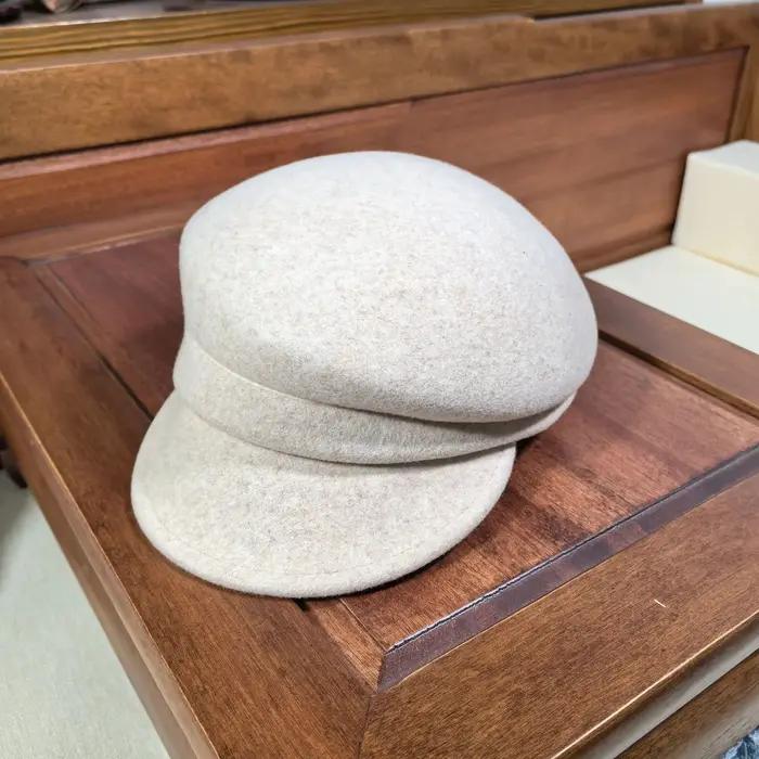 Chapeau de journal en laine asymétrique haut de gamme pour femmes saison froide élégant occasion spéciale