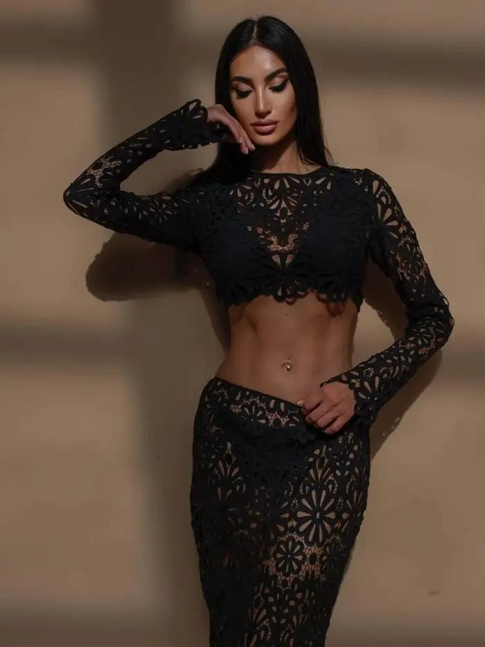 Blanc élégant broderie évider robes de plage ensemble Sexy voir si haut court jupes longues femmes e