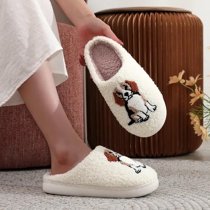 Beagle Pet Dog Pattern Brodé En Peluche Maison À Semelle Épaisse Confortable Furry Pantoufles Mignon Chaud Antidérapant