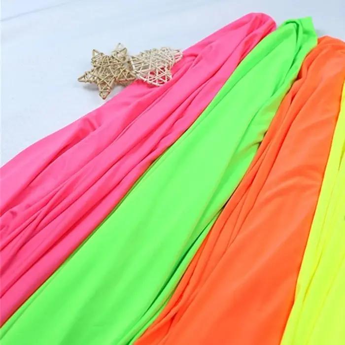 Tissu fluorescent élastique 150cm x 100cm