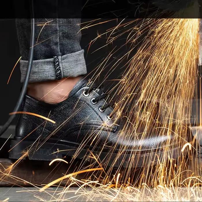 Bottes de sécurité en cuir véritable pour hommes, chaussures indestructibles à bout en acier, chaussures de travail imperméables, anti-perforation, anti-brûlure