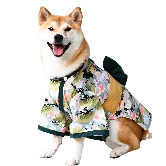 Adorable robe Kimono en brocart pour animaux de compagnie