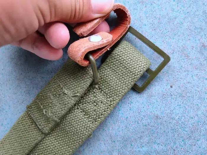 Armyshop2008-Équipement MILITAIRE SURPLUS, ORIGHR, CHINOIS PLA TYPE 56 TOILE SKS SLING OLD