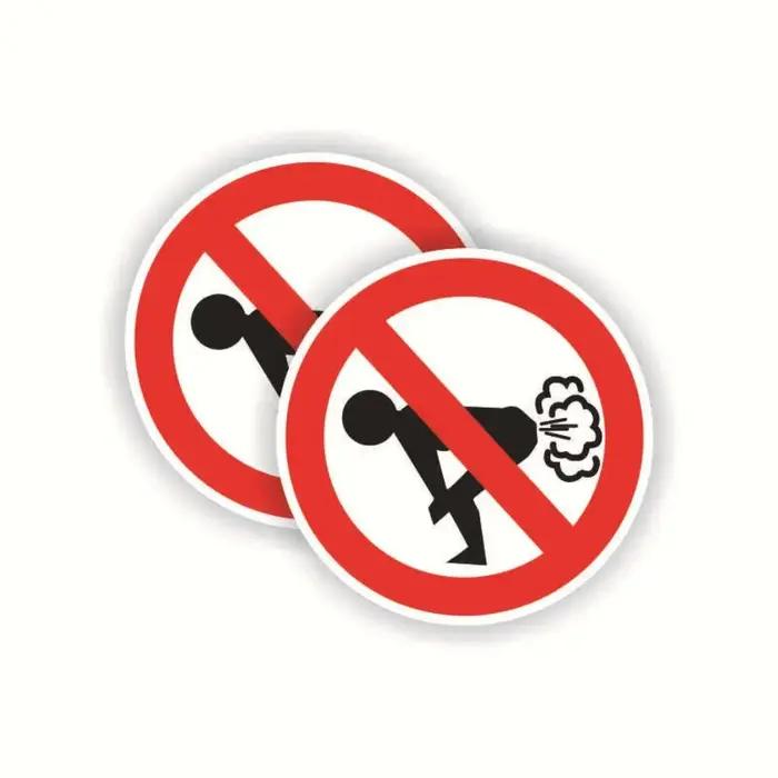 Autocollants de voiture amusants en PVC d'échantillons ized, imperméables, signe d'iode, pas de péter, chien pipi est interdit, 2 pièces