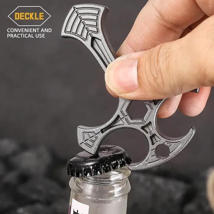 Pendentif croix de défense tactique en zinc pour hommes et femmes, polyvalent et discret, idéal pour les amoureux de plein air, cadeau unique pour les occasions spéciales