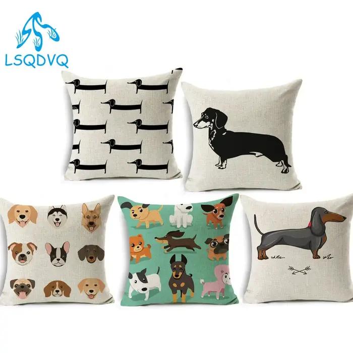 Housse de coussin en forme de chien teckel