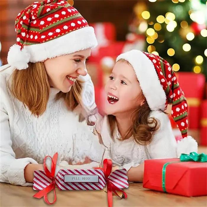 Tirelire de Noël en carton festif avec motifs de Noël pour cadeau surprise et moments magiques à offrir pour Noël, anniversaires ou fêtes familiales